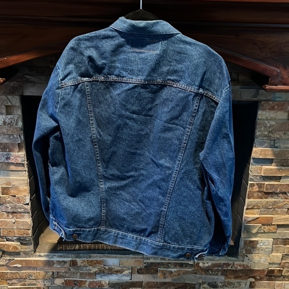 HEAVY Unlined Denim Jacket - Picture 4 of 8